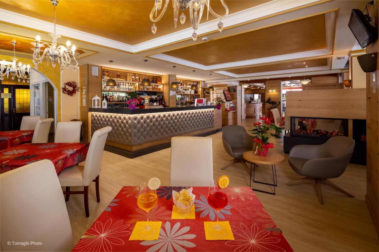 Hotel Alpen アンダロ エクステリア 写真