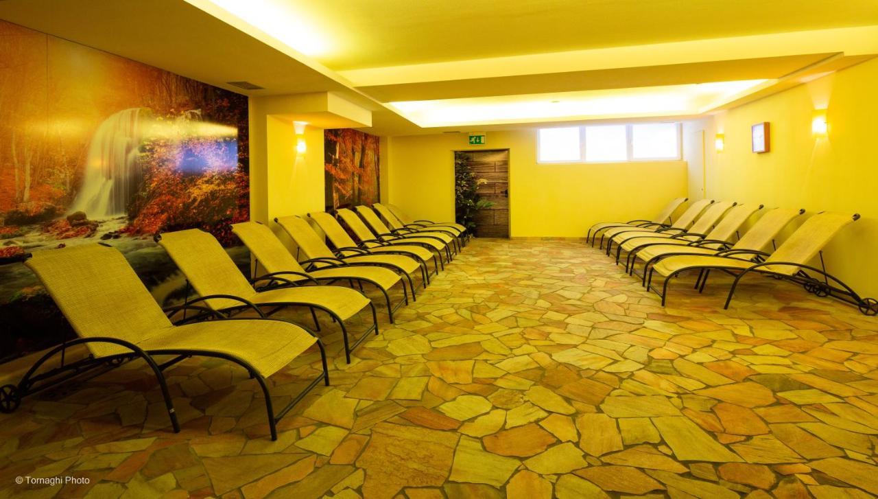 Hotel Alpen アンダロ エクステリア 写真
