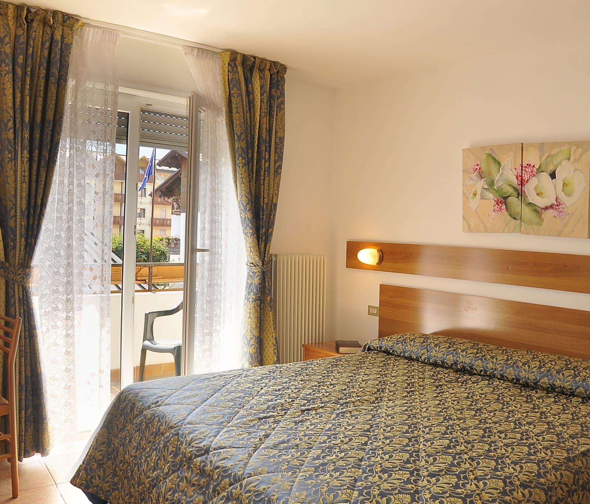 Hotel Alpen アンダロ エクステリア 写真