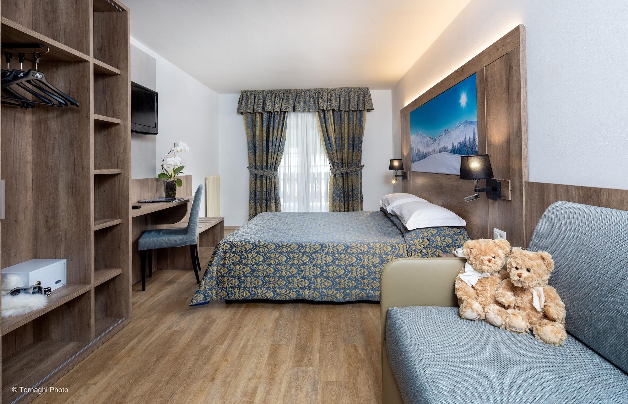 Hotel Alpen アンダロ エクステリア 写真