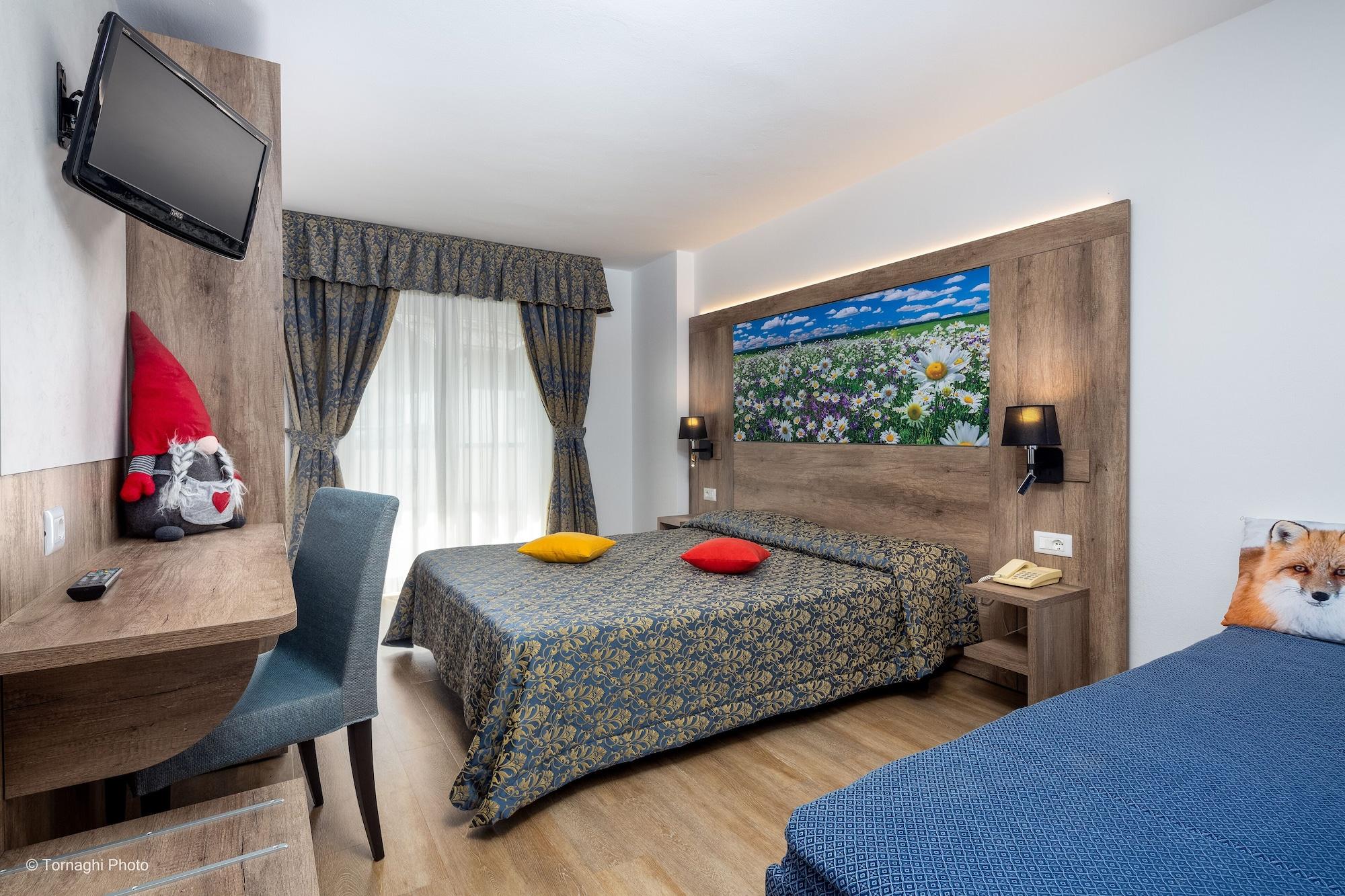 Hotel Alpen アンダロ エクステリア 写真