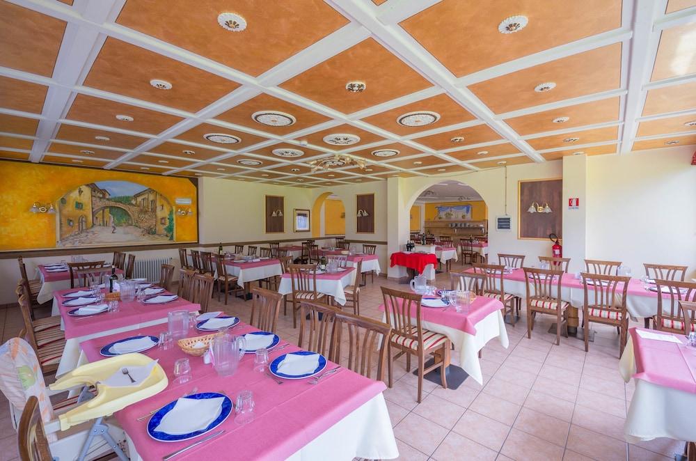 Hotel Alpen アンダロ エクステリア 写真